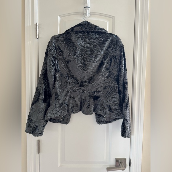 White House Black Market WHBM faux Persian lamb fur jacket XS Black Grey - Picture 8 of 15